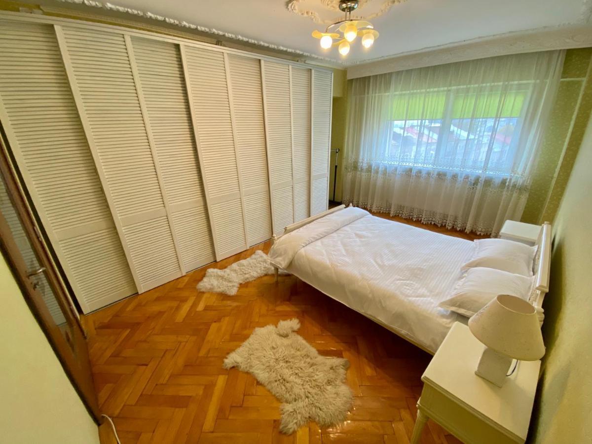 Downtown Apartment Craiova Exterior photo