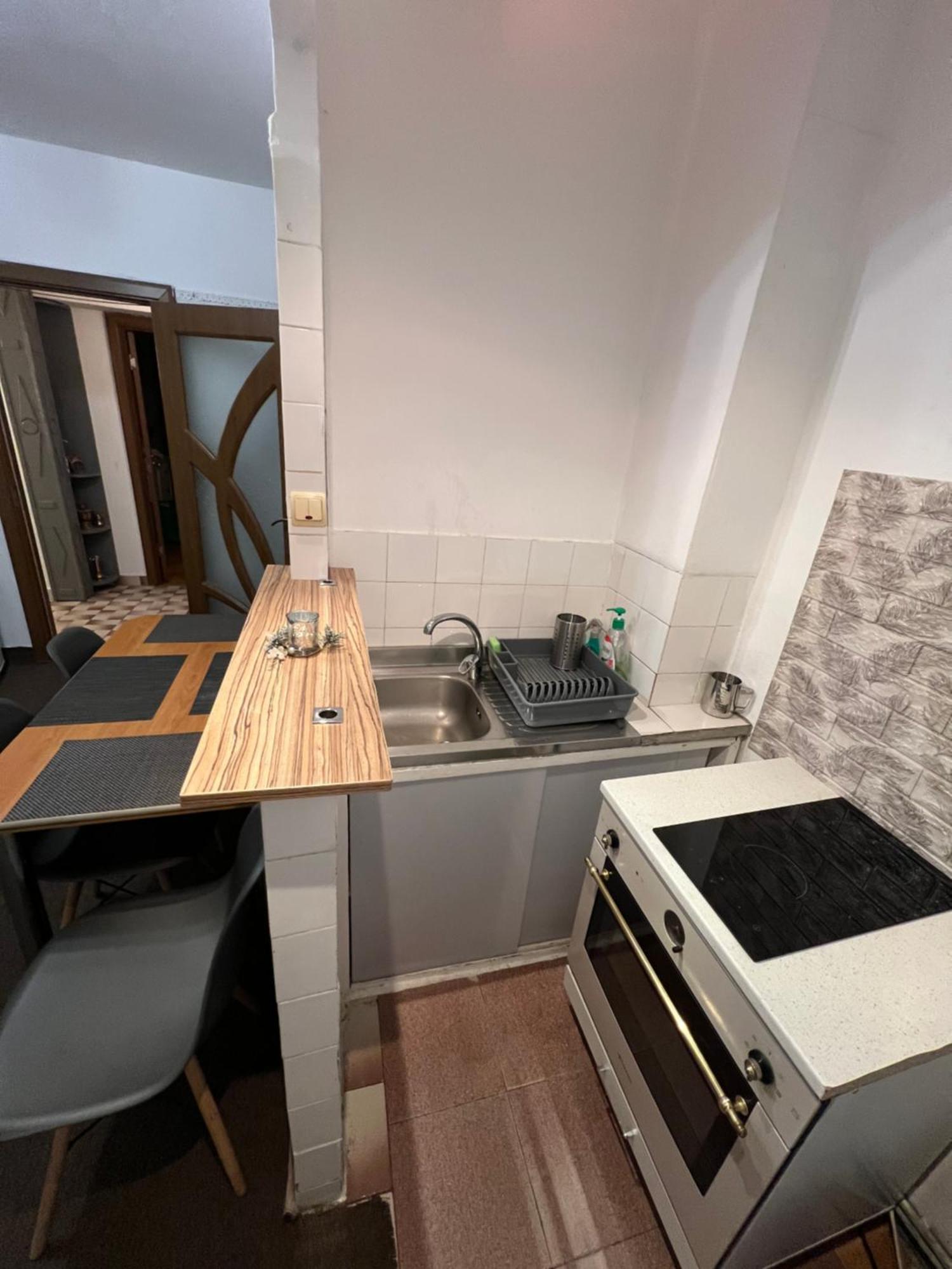 Downtown Apartment Craiova Exterior photo